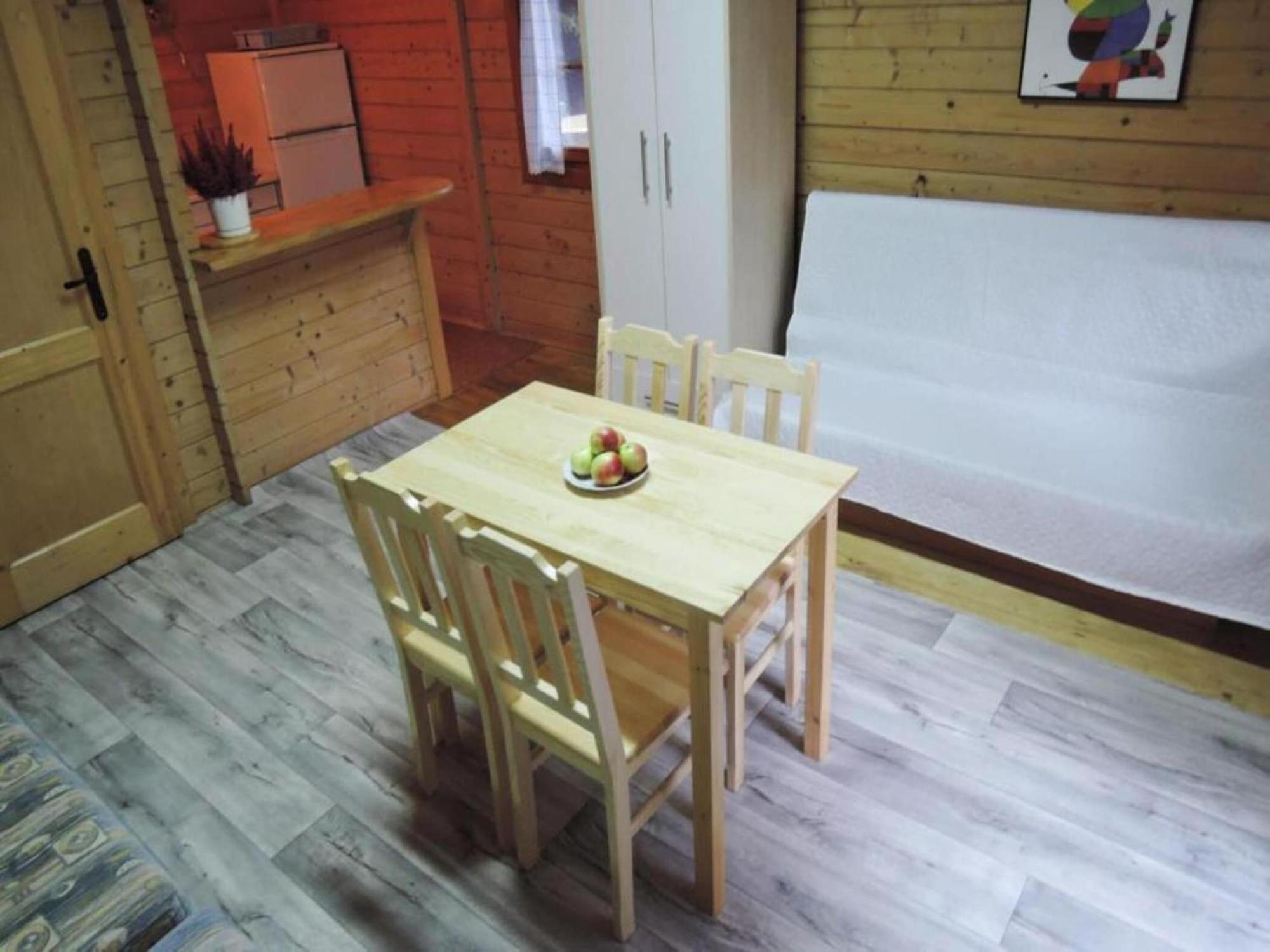 Bungalow In Lubin At 300 M From The Lake Exterior foto